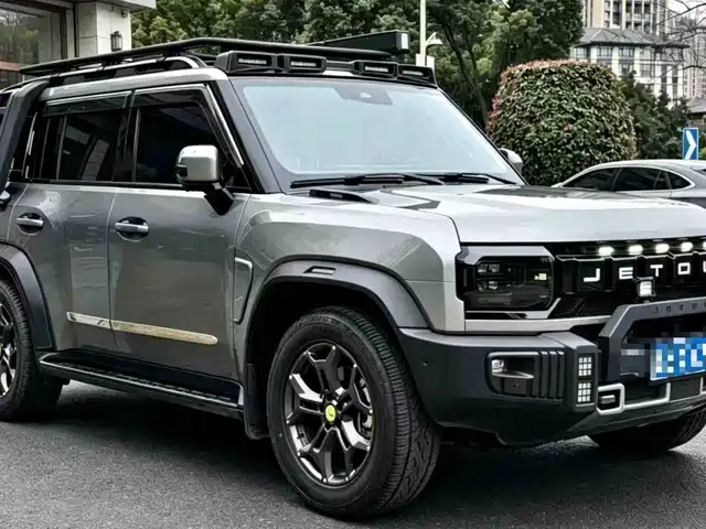Jietu Jet Traveler Jietu Traveler 2023 2.0t Four-Wheel Drive Crossover Pro+ — фото