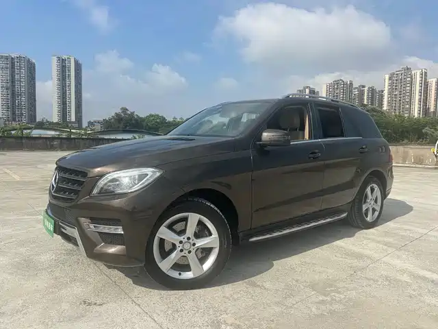 Mercedes-Benz Mercedes Benz M Class Mercedes-Benz M-Class 2012 Ml 300 — фото