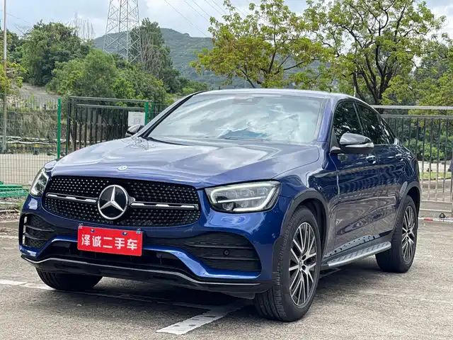 Mercedes-Benz Mercedes-Benz Glc Coupe Mercedes-Benz Glc Coupe 2020 Glc 300 4matic Coupe Suv — фото