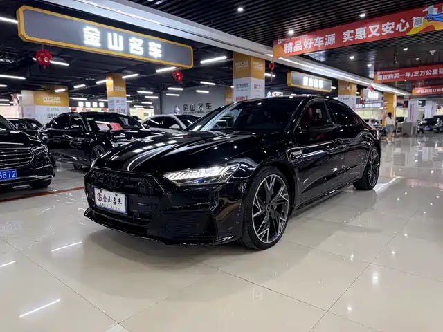 Audi Audi A7l Audi A7l 2023 45 Tfsi Quattro S-Line Black Warrior Edition