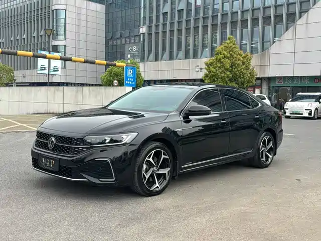 Volkswagen Passat Passat 2024 380tsi Star Elite Edition — фото