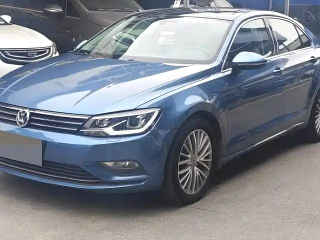 Volkswagen Lingdu Lingdu 2015 330tsi Dsg Deluxe Edition