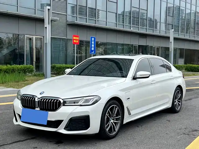 Bmw Bmw 5 Series New Energy Bmw 5 Series New Energy 2022 535le M Sports Package — фото