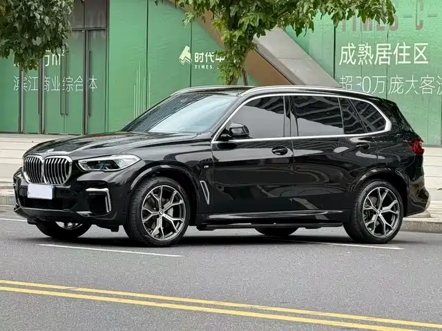 Bmw Bmw X5 Bmw X5 2022 Xdrive 40li M Sports Package — фото