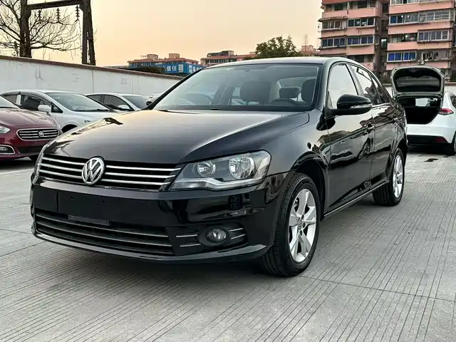 Volkswagen Bora Bora 2014 1.6l Automatic Comfort Model — фото