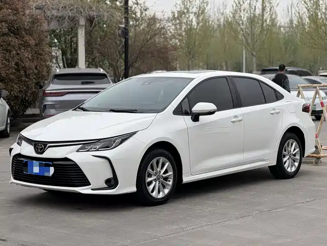 Toyota Corolla Corolla 2021 1.2t S-Cvt Deluxe Edition — фото