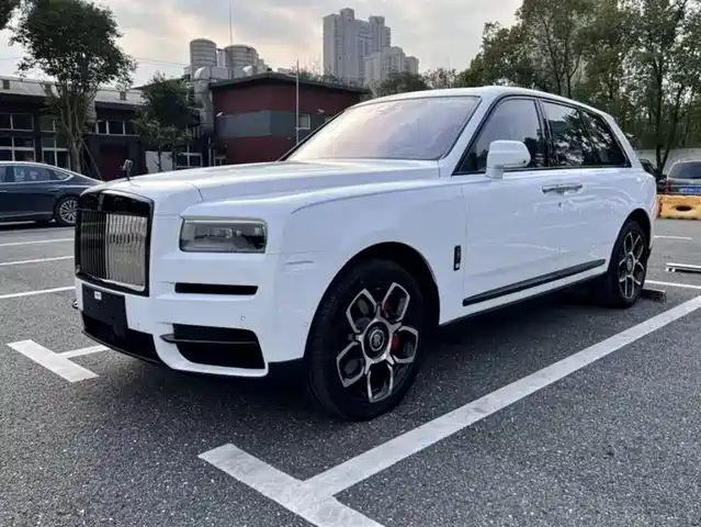 Rolls Royce Cullinan Cullinan 2024 Black Badge