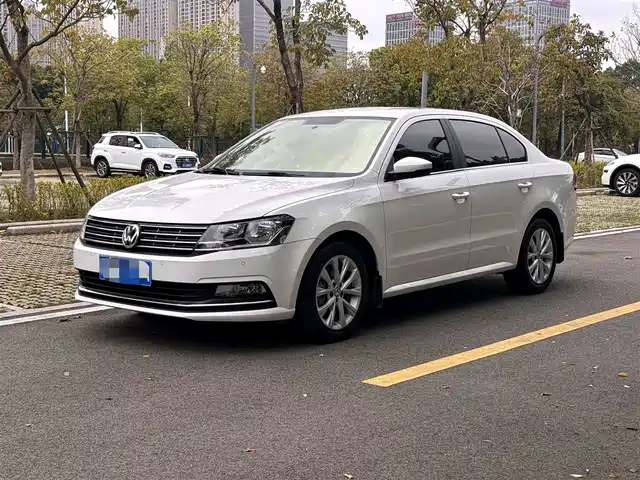 Volkswagen Lavida Lavida 2015 230tsi Dsg Comfort Edition