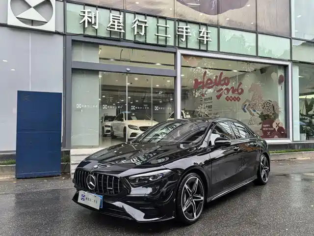 Mercedes-Benz Mercedes-Benz A-Class Amg Mercedes-Benz A-Class Amg 2025 Facelift Amg A 35 L 4matic — фото