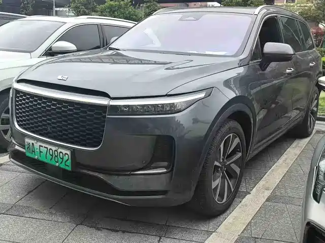 Ideal Car Ideal One Ideal One 2021 Extended Range 6-Seater Version — фото