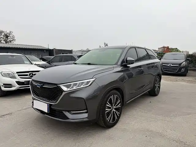 Changan Auchan Changan Auchan X7 Changan Auchan X7 2021 1.5t Automatic Elite Model — фото