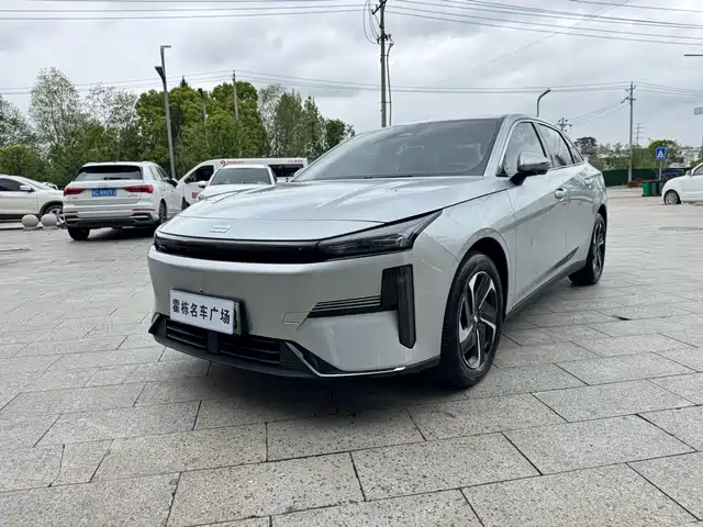 Geely Galaxy Galaxy L6 Galaxy L6 2025 Em-I 140km Starship Edition