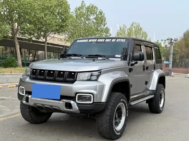Beijing Cross Country Beijing Off-Road Bj40 Beijing Off-Road Bj40 2018 Plus 2.3t Automatic Four-Wheel Drive Flagship Version National V — фото