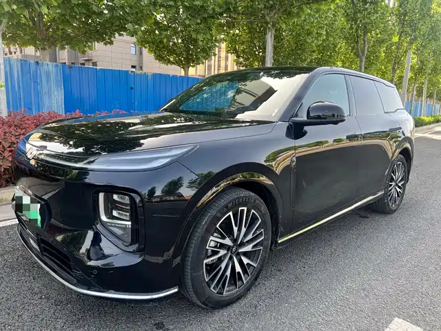 Changan Qiyuan Changan Qiyuan Q07 Changan Qiyuan Q07 2025 215 Flagship Model