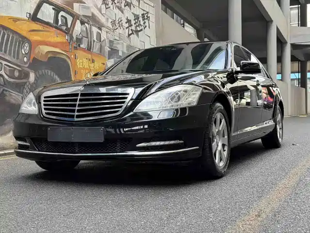 Mercedes-Benz Mercedes Benz S Class Mercedes-Benz S-Class 2012 S 300 L Premium Grand Edition — фото