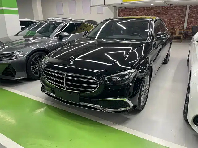 Mercedes-Benz Mercedes-Benz E-Class Mercedes-Benz E-Class 2022 Facelift E 300 L Premium Model