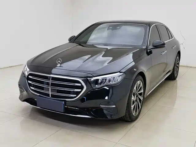 Mercedes-Benz Mercedes-Benz E-Class Mercedes-Benz E-Class 2024 Facelift E 300 L Luxury Model — фото