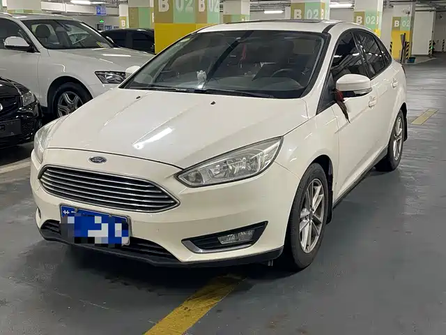Ford Fox Focus 2015 Sedan 1.6l Manual Style