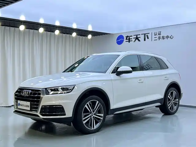 Audi Audi Q5l Audi Q5l 2020 45 Tfsi Exclusive And Elegant Model — фото