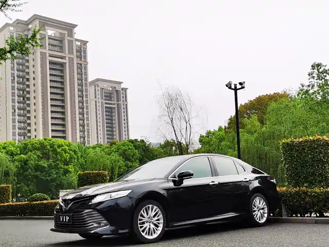 Toyota Camry Camry 2018 2.5g Deluxe Edition — фото