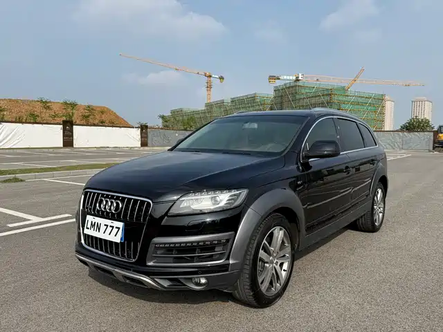 Audi Audi Q7 Audi Q7 2014 40 Tfsi Off-Road Type