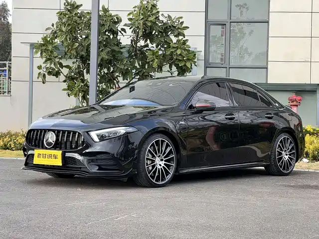 Mercedes-Benz Mercedes-Benz A-Class Amg Mercedes-Benz A-Class Amg 2020 Amg A 35 L 4matic — фото