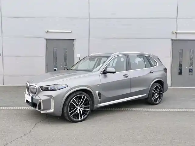 Bmw Bmw X5 Bmw X5 2026 Xdrive 40li M Sports Night Package — фото