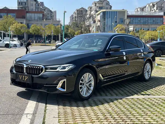 Bmw Bmw 5 Series Bmw 5 Series 2022 Facelift 2 525li Luxury Package