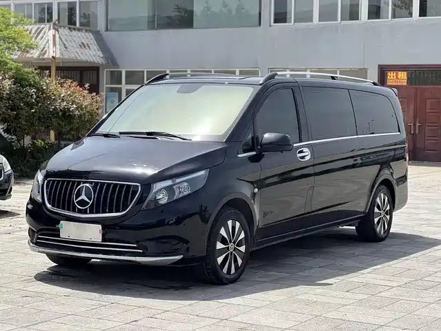 Mercedes-Benz Vito Vito 2023 2.0t Elite Edition 9 Seats — фото