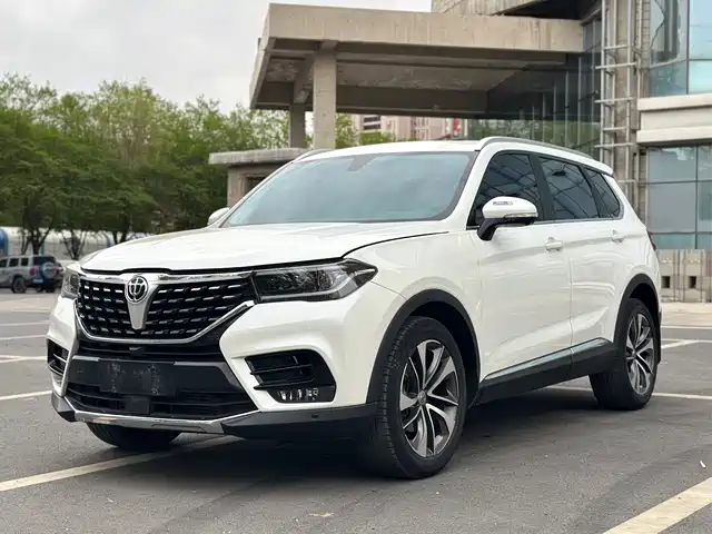 China Zhonghua V7 Zhonghua V7 2018 280t Dct Premium Type 5 Seats — фото