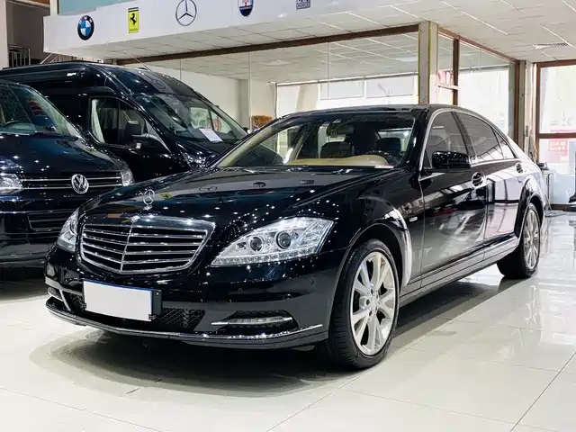 Mercedes-Benz Mercedes Benz S Class Mercedes-Benz S-Class 2012 S 500 L 4matic Grand Edition — фото