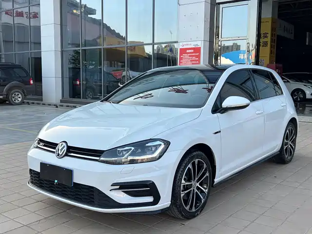 Volkswagen Golf Golf 2018 280tsi Automatic R-Line Type — фото