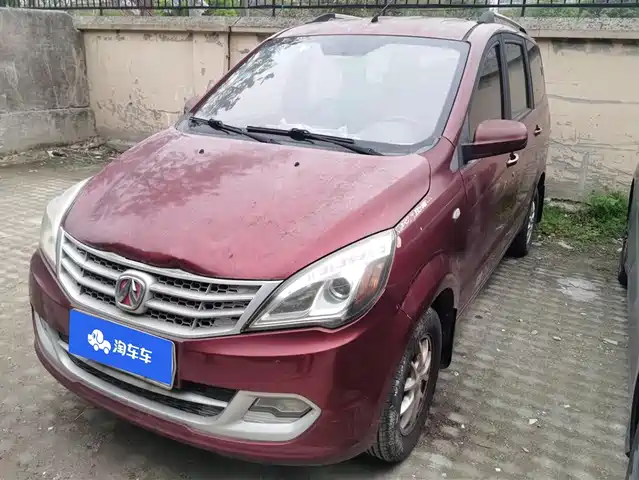 Baic Weiwang Baic Weiwang M20 Baic Weiwang M20 2014 1.5l Comfort Bj415b — фото