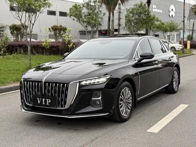 Red Flag Hongqi H5 Hongqi H5 2025 1.5t Dct Flag Rhyme Edition — фото