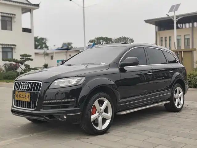 Audi Audi Q7 Audi Q7 2012 3.0 Tfsi Enterprising 200kw — фото