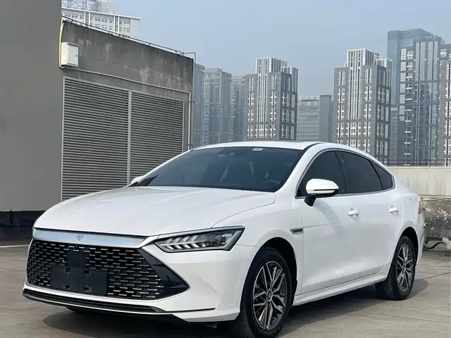 Byd Qin Plus Qin Plus 2021 Dm-I 120km Premium Model