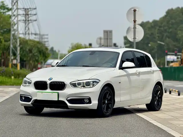 Bmw Bmw 1 Series (Imported) Bmw 1 Series Imported 2015 118i Urban Design Package — фото