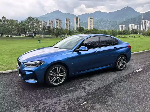 Bmw Bmw 1 Series Bmw 1 Series 2019 120i Leading M Sports Package