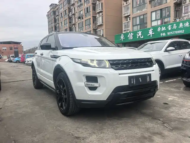 Land Rover Range Rover Evoque Range Rover Evoque 2015 2.0t Five-Door Premium Edition — фото