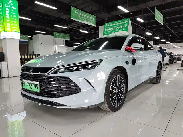 Byd Qin L Qin L 2025 Dm-I Smart Driving Edition 120km Excellent Type
