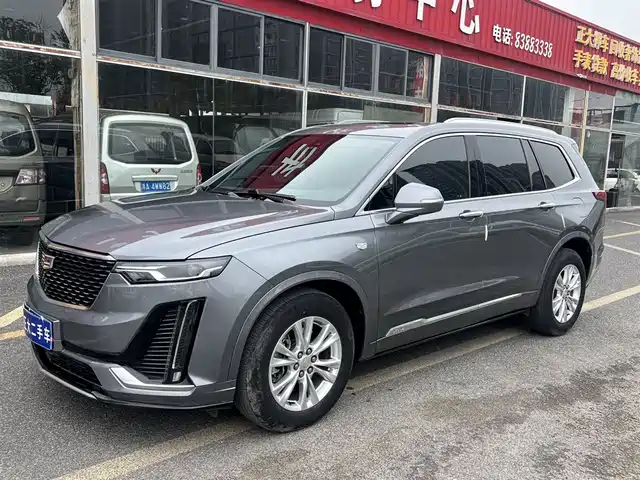 Cadillac Cadillac Xt6 Cadillac Xt6 2021 28t Seven-Seat Four-Wheel Drive Stylish Model — фото