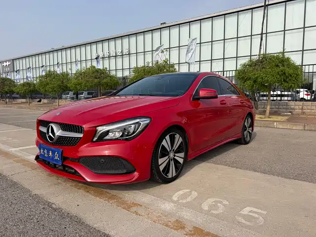 Mercedes-Benz Mercedes-Benz Cla (Imported) Mercedes-Benz Cla Imported 2016 Cla 200 Fashion Model — фото