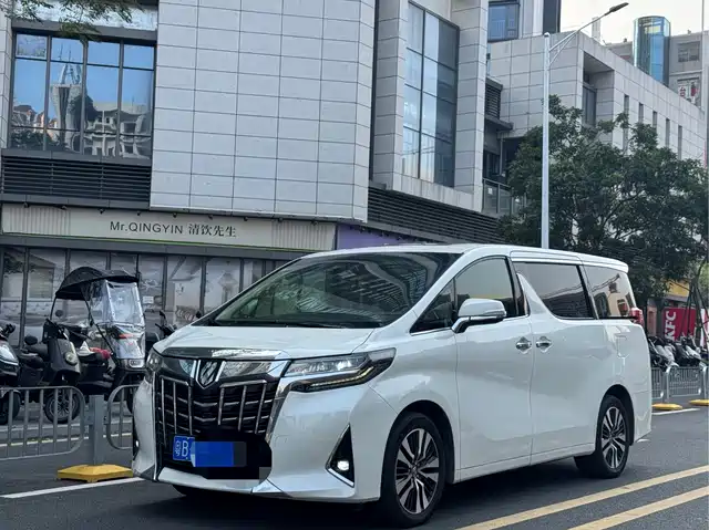 Toyota Elfa Alfa 2018 Facelift 3.5l Luxury Version