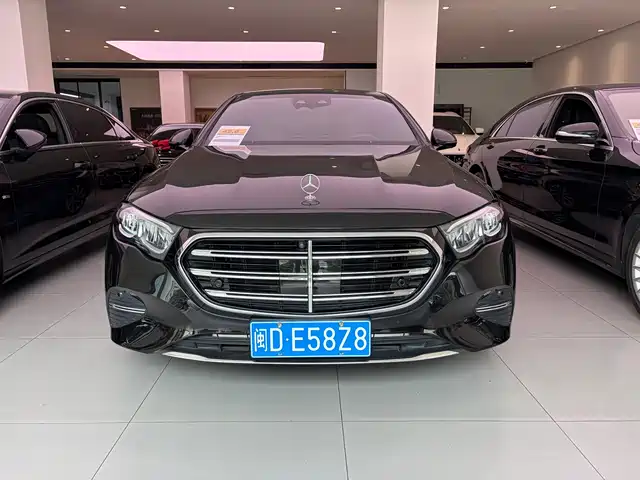 Mercedes-Benz Mercedes-Benz E-Class Mercedes-Benz E-Class 2024 E 300 L Luxury Model — фото