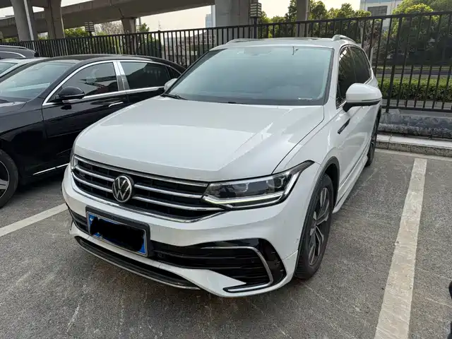 Volkswagen Tiguan L Tiguan L 2021 330tsi Automatic Two-Wheel Drive R-Line Version