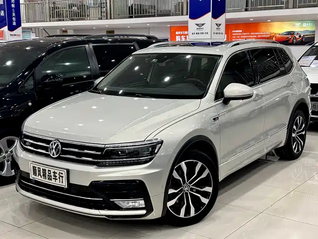 Volkswagen Tiguan L