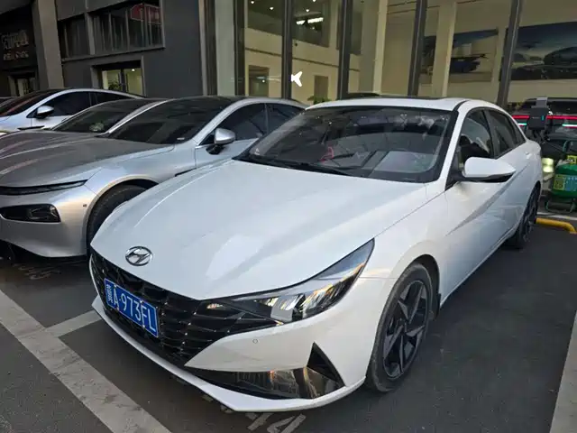 Hyundai Elantra Elantra 2021 1.5l Cvt Lux Premium Edition