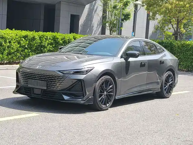 Chang'An Changan Uni-V Changan Uni-V 2023 1.5t Sports Version