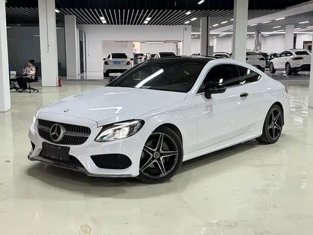 Mercedes-Benz Mercedes-Benz C-Class (Imported) Mercedes-Benz C-Class Imported 2017 Facelift C 200 Coupe Version — фото