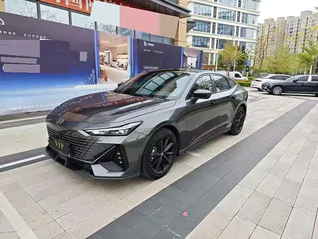 Chang'An Changan Uni-V Changan Uni-V 2022 1.5t Premium Model